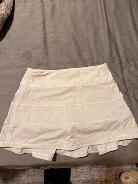 Lululemon white tennis skirt